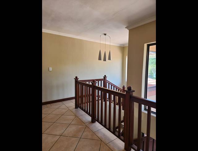 6 BEDROOM HOUSE FOR SALE IN BIRDWOOD ESTATE